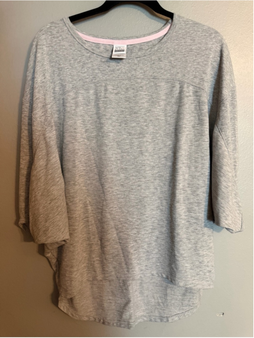 Victoria’s Secret VSX Sport Gray Oversized Dolman Top XS High Low